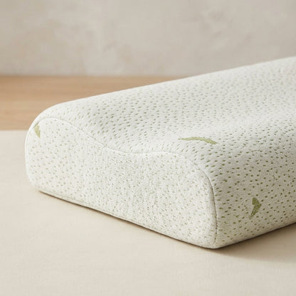 Still Point contour pillow – detail