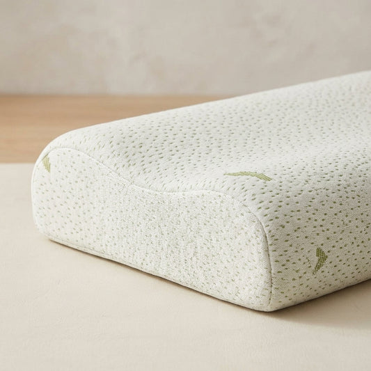 Still Point contour pillow – detail