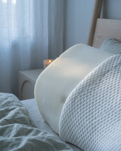 Still Point contour pillow, cooling gel – detail