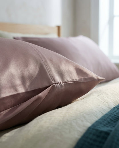 Mulberry silk pillowcase Drift – detail